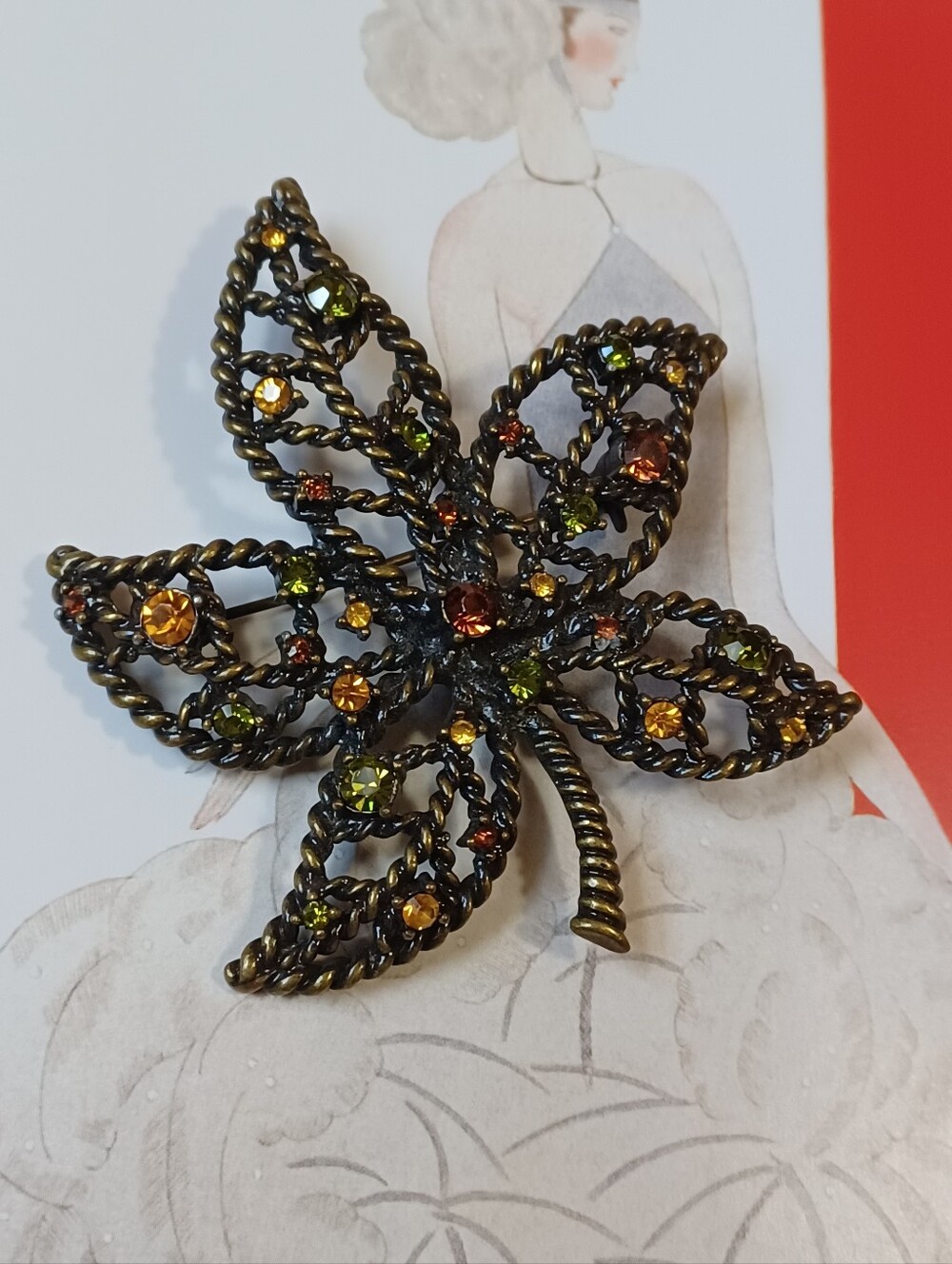 Vintage Avon NR Fall Rhinestone Leaf Pin Brooch 🍀 - Picture 2 of 7